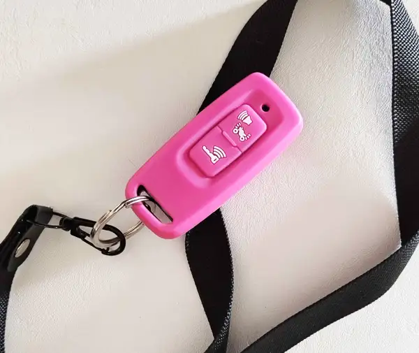 a scooter hub honda click 160 key and lanyard